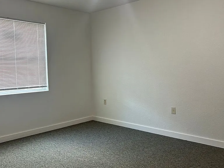 3016 Parkway Blvd #209 — Photo 17