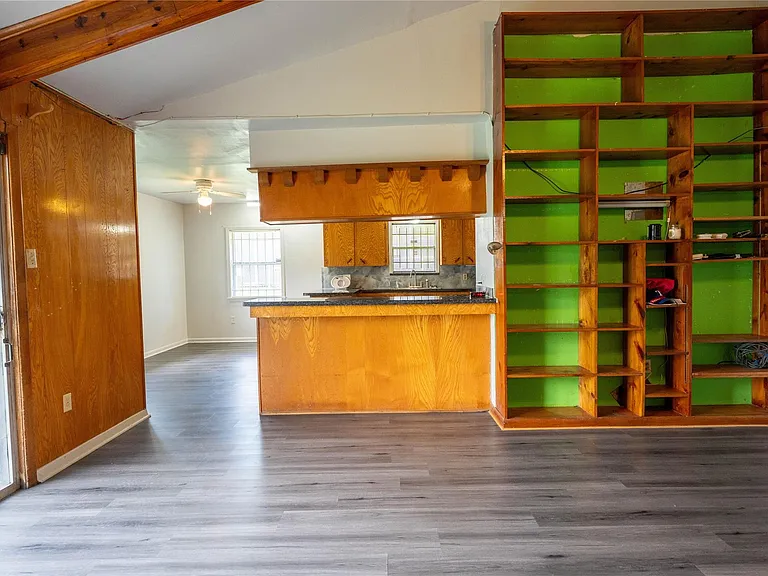 4402 Balkin St — Photo 5
