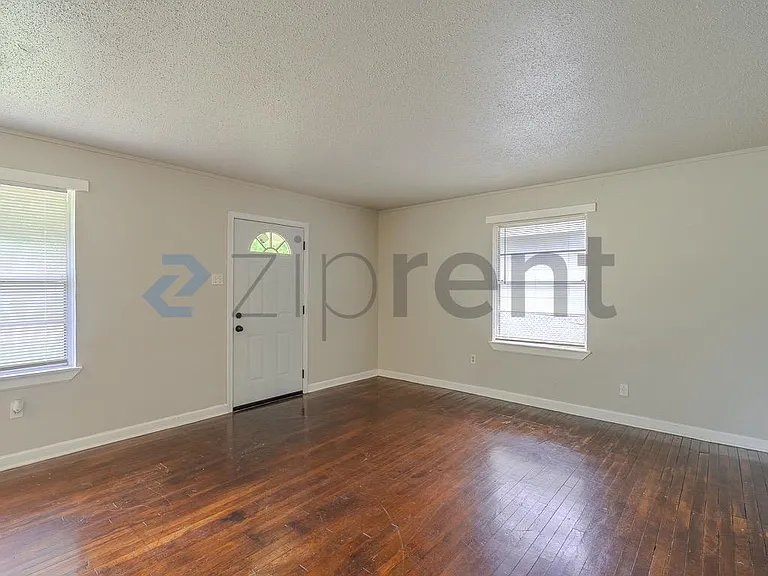 5818 Glenhurst Dr — Photo 5