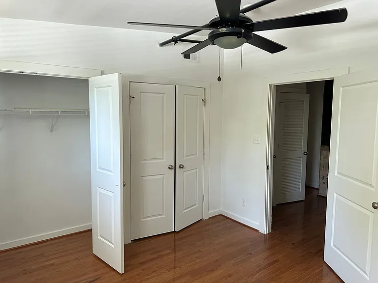 301 NORTH - Petersburg Loft Living — Photo 6