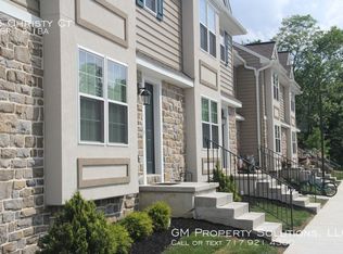 8 Christy Ct, Elizabethtown, PA 17022