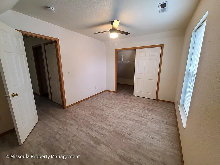 4701 Canyon Creek Blvd — Photo 5