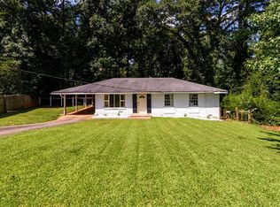 1368 Colony East Ct, Stone Mountain, GA 30083