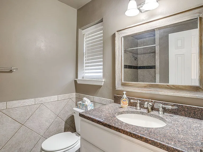 2400 Westpark Way Cir — Photo 13