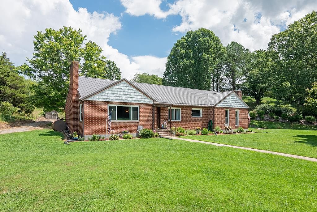 1596 Fort Chiswell Rd, Max Meadows, VA 24360 Zillow