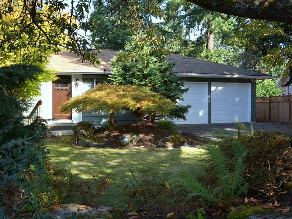 1st image of 10418 NE 143rd St