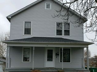 1106 Elizabeth St, Joliet, IL 60435