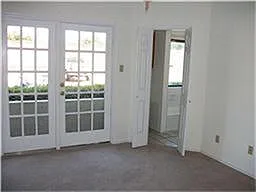 4800 W Lovers Ln — Photo 8
