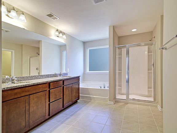 McCormick Master Bathroom