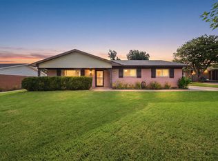 2205 S Darlington Ave, Tulsa, OK 74114