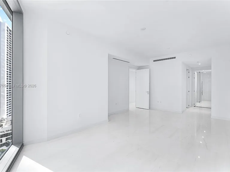 300 Biscayne Boulevard Way #1802 — Photo 16