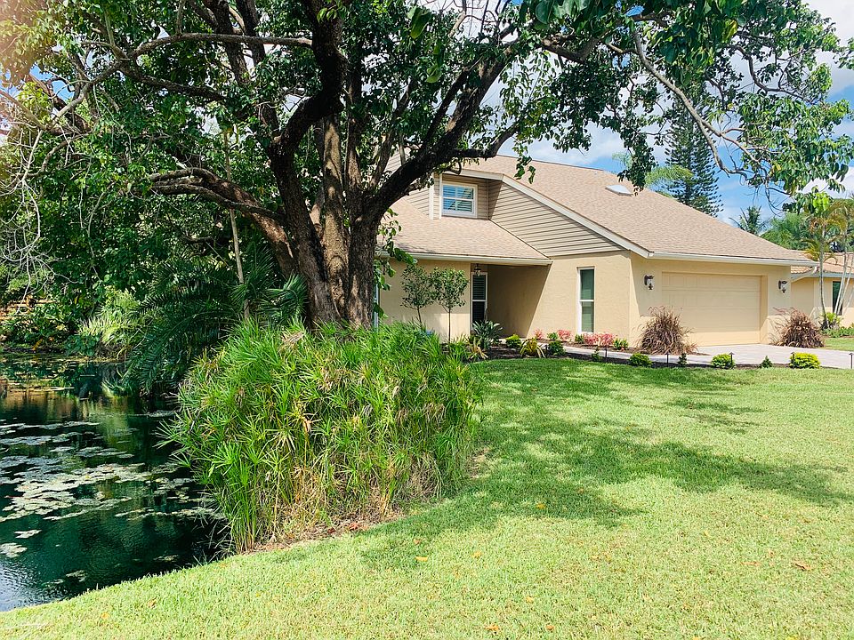 1st image of 1939 Baywood Pl