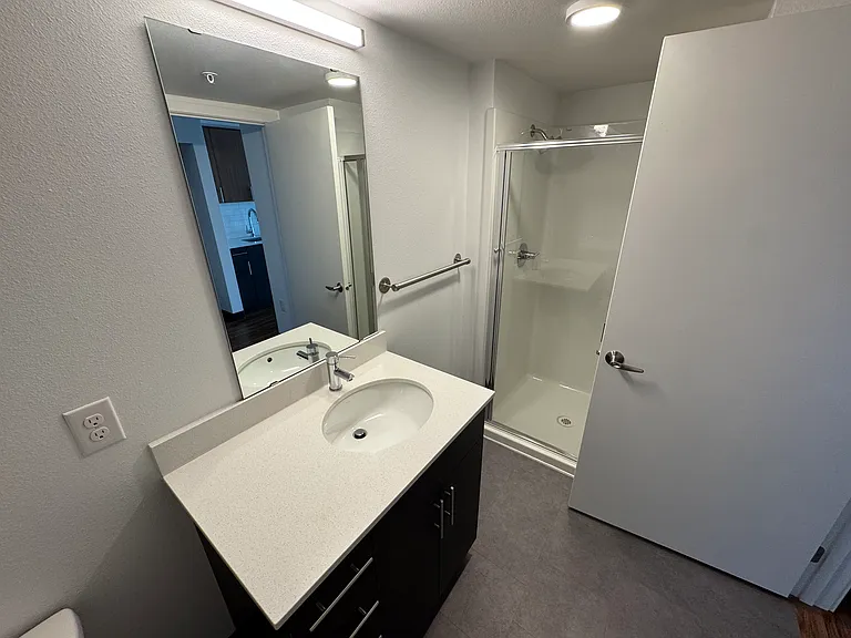 Mysa Apartments — Photo 40