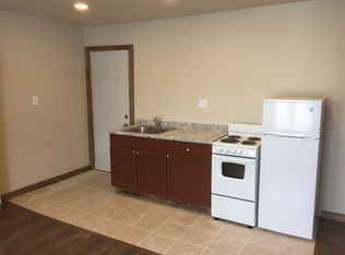 9 N Main St APT 5, Deerfield, WI 53531