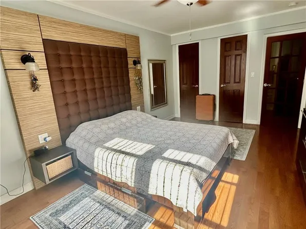 1213 Avenue Z image 9 of 27