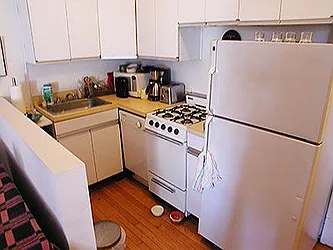 Rented by Verdi Square Realty