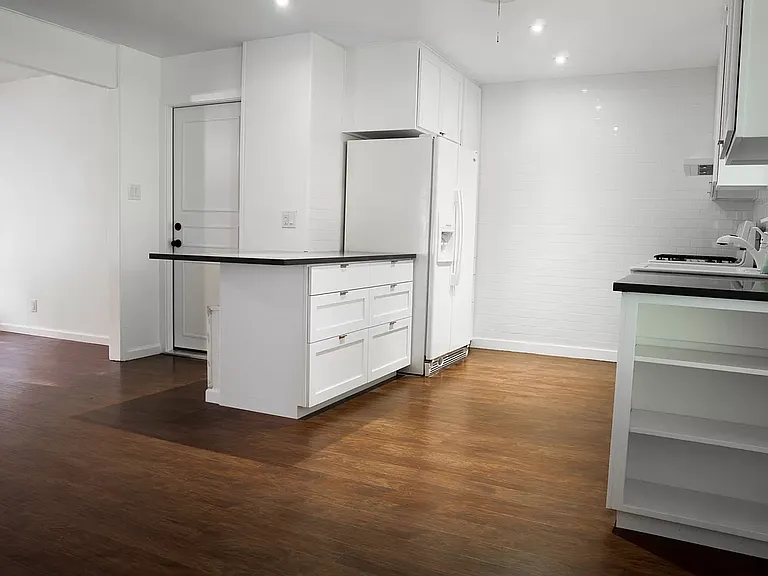 11507 Whitewing Ave — Photo 4