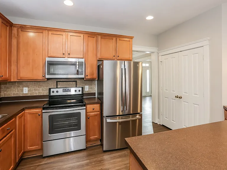 9925 Grier Springs Ln — Photo 9