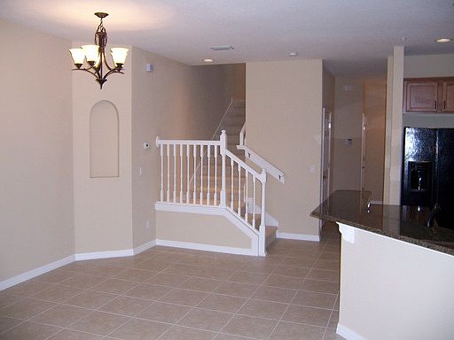 5th image of 297 White Dogwood Ln