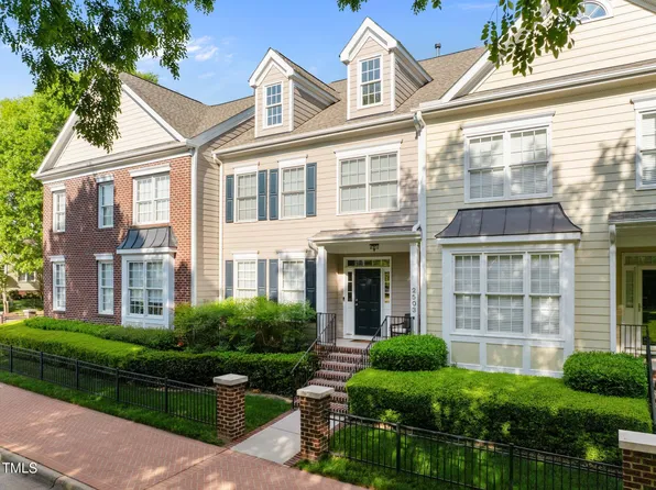 2503 Saint Pauls Sq, Raleigh, NC 27614