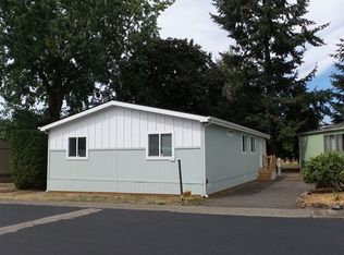 18780 SE Central Point Rd #31, Oregon City, OR 97045