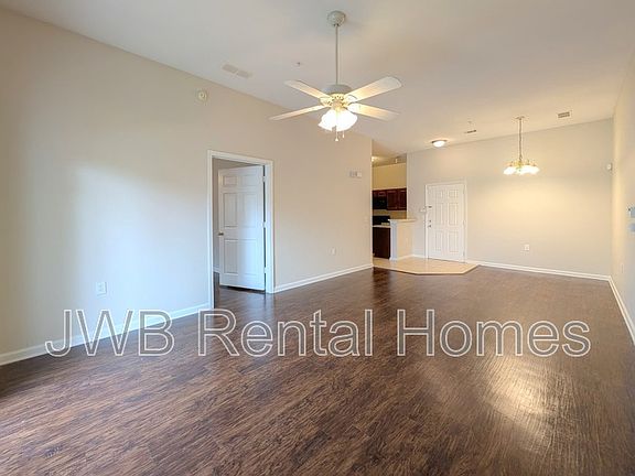 5th image of 5150 Playpen Dr #8