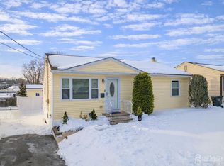 237 Carolyn Ave, Colonia, NJ 07067