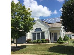 2 Laurel Ridge Ln, Columbus, NJ 08022