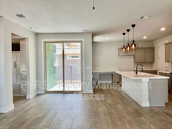 4th image of 8315 Laughlin Ln