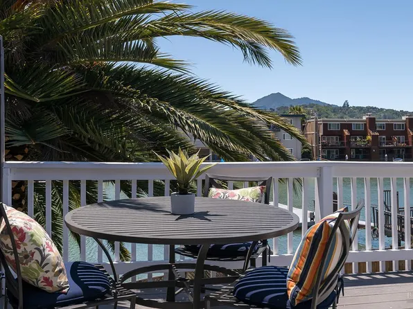 56 Mooring Road, San Rafael, CA 94901