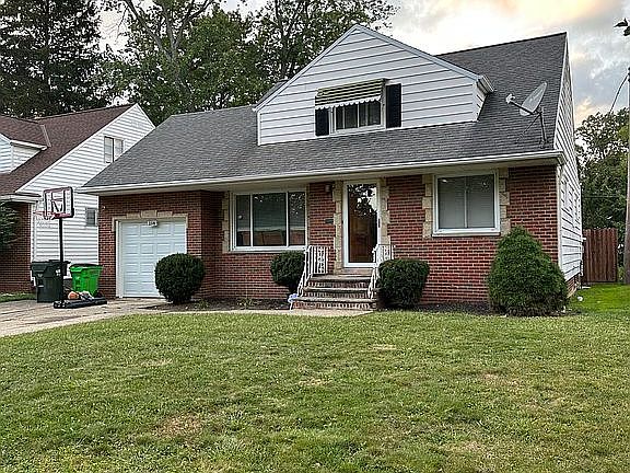 2nd image of 27181 Fullerwood Dr