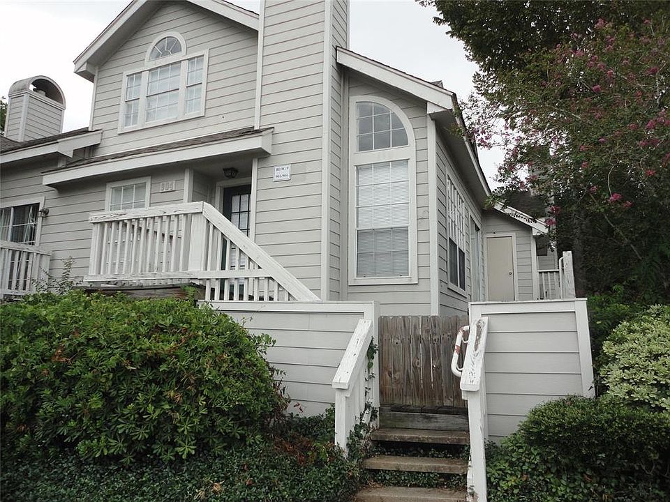 1st image of 111 Dunbar Estates Dr APT 904