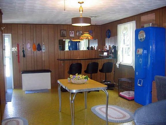 Fantastic Rec. Room