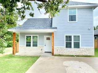 422 W Coffin St, Denison, TX 75020