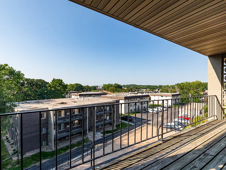 Live at The Oaks of West Saint Paul | Spacious & Comfortable Living — Photo 8