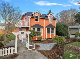 5838 Bow St, Bow, WA 98232