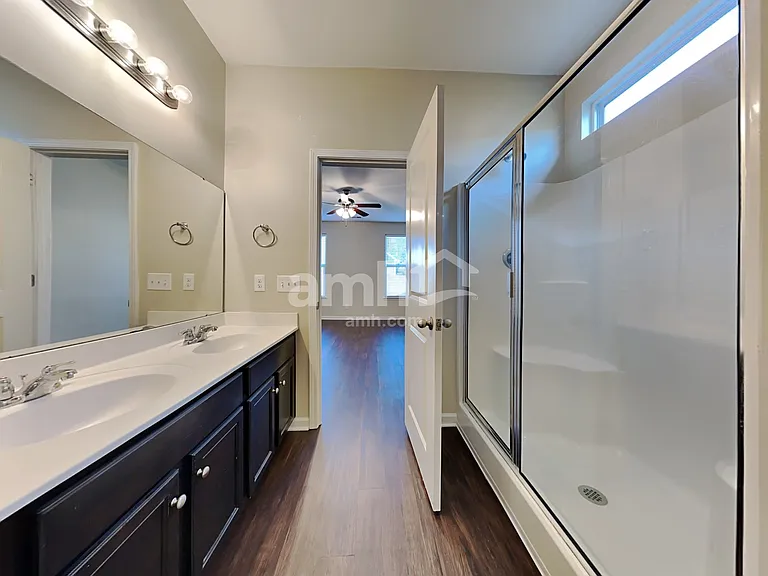112 Orleans Ct — Photo 14