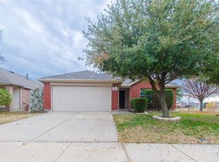 11817 Hickory Cir S, Fort Worth, TX 76244