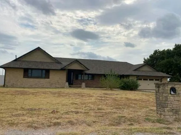 5643 29th St SW, El Reno, OK 73036