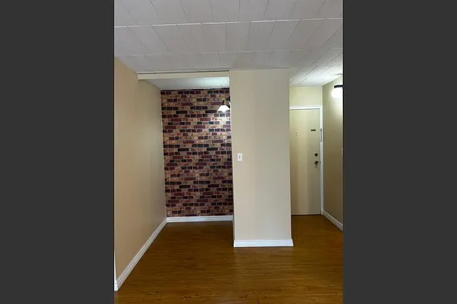 652 Macdonald Ave #209 — Photo 9