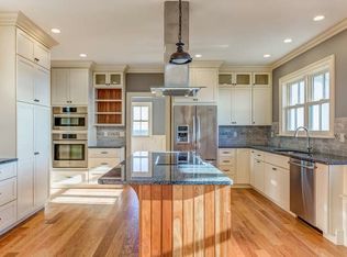 13 Highview Rd, Freeport, ME 04032