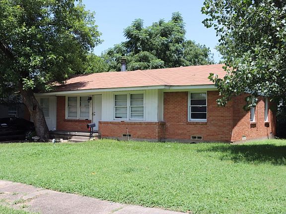 5th image of 209 W Daugherty Dr