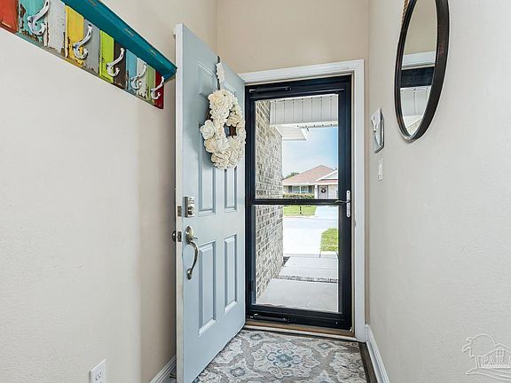 5th image of 143 Cottage View Dr