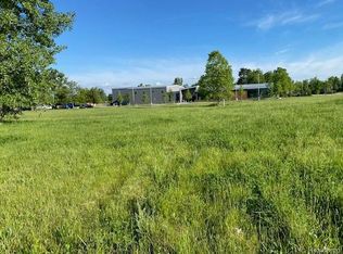 29580 Hudson Dr, Novi, MI 48377