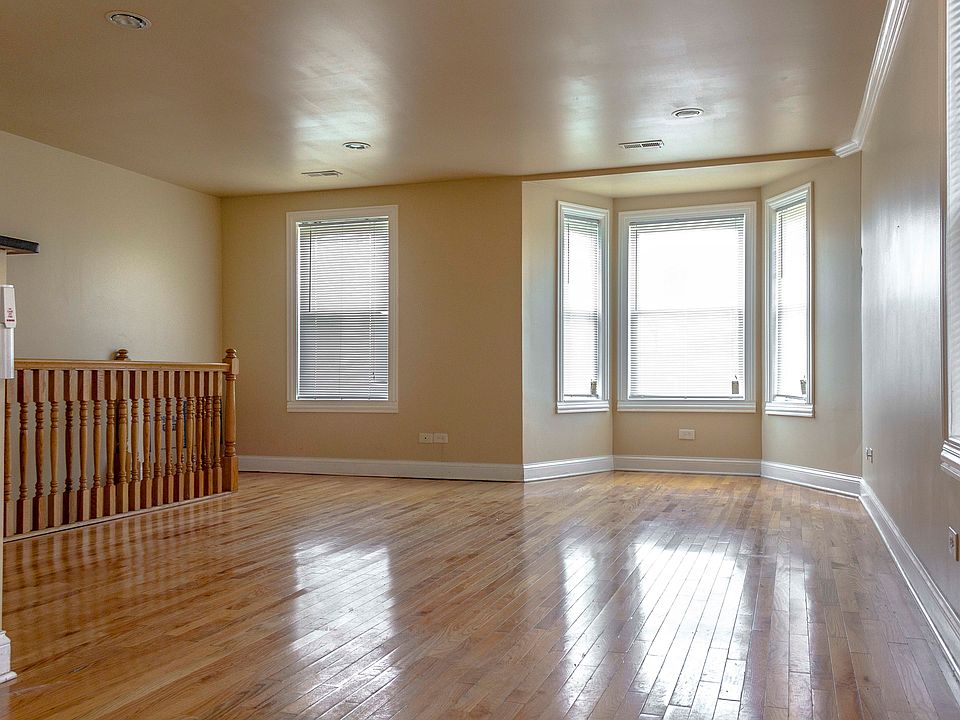 1st image of 1403 E 71st Pl #3