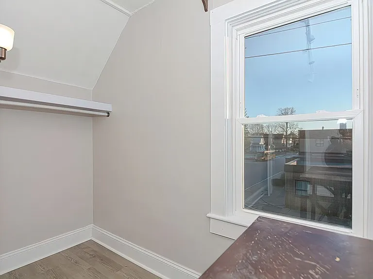 76 Holman St #2 — Photo 14
