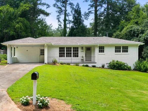 3245 Betty Cir, Decatur, GA 30032