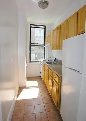 Rented by Townsley & Gay, LLC | media 9