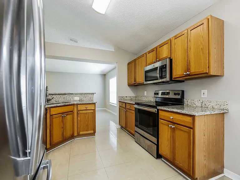 10373 Marsh Hawk Dr — Photo 7