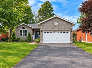 872 Dominion Ave, Midland, ON L4R 5K8